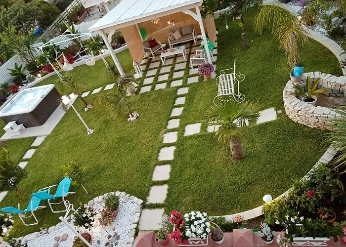 Antonio Loreto Bed & Breakfast