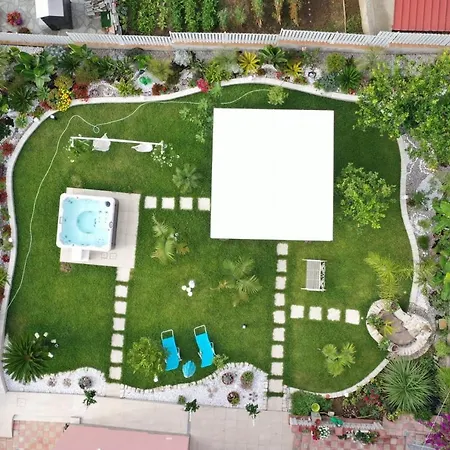Antonio Loreto Bed & Breakfast 3*