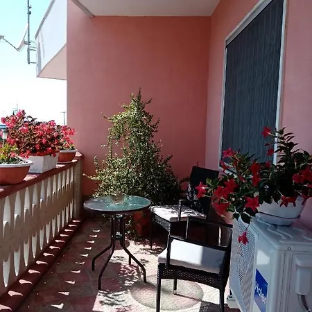 Antonio Loreto Bed & Breakfast *